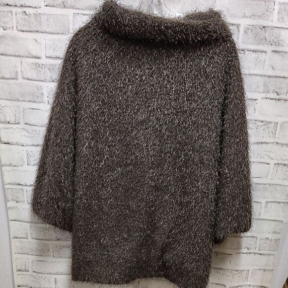 Jon & Anna Brown Fuzzy Jacket - Picture 3 of 3